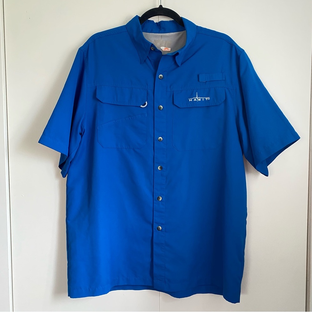 Habit Men’s Blue Fishing Shirt Size Medium
